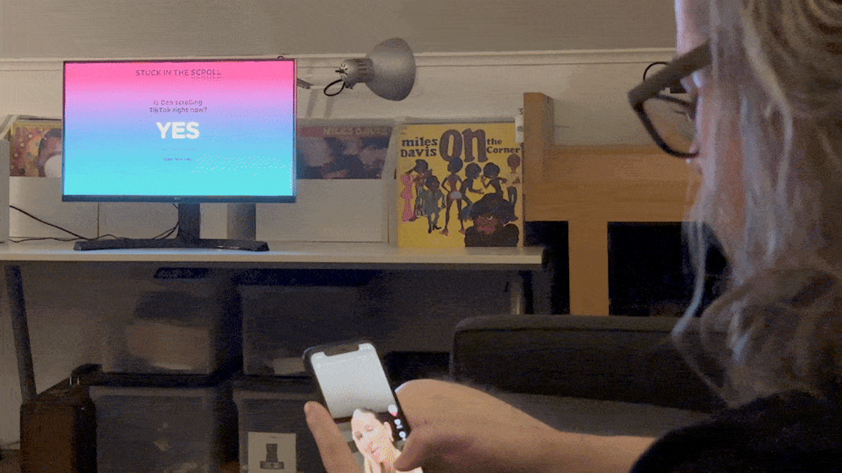 stuck-in-the-scroll1